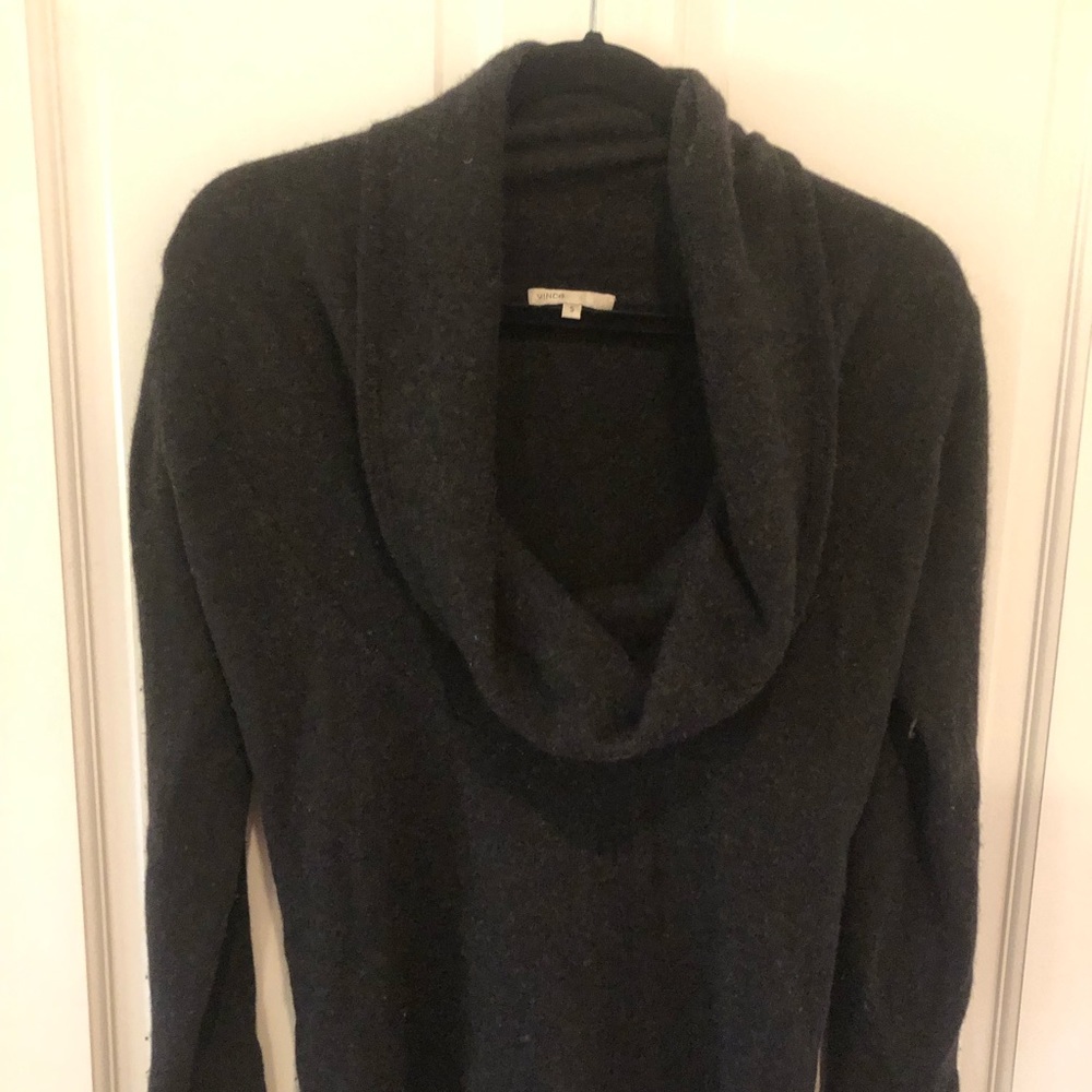 Cowl neck line sweater black
